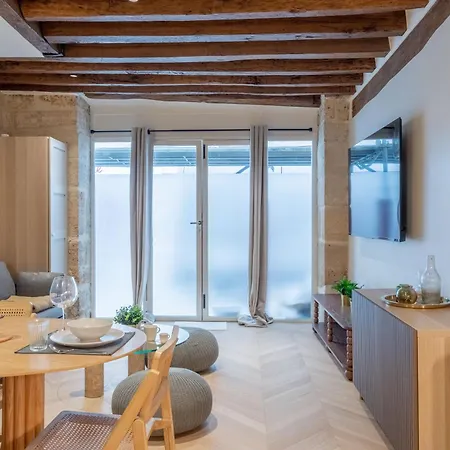 Апартаменты Lavie Maison Ac & Jacuzzi *
