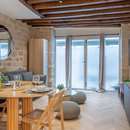 Lavie Maison Ac & Jacuzzi * Париж