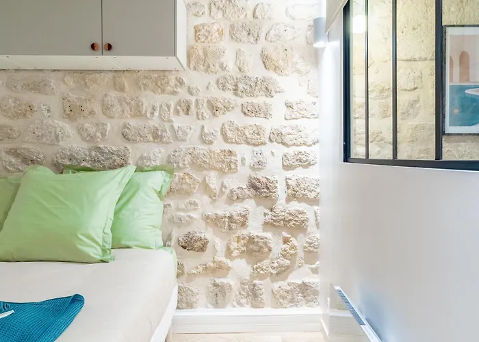 Lavie Maison Ac&jacuzzi Appartement *