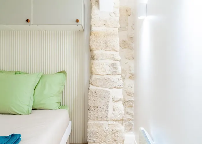 Lavie Maison Ac&jacuzzi Paris